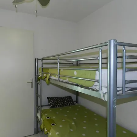2 Pieces Avec Piscine Et Parking, - Fr-1-251-889 アパート *